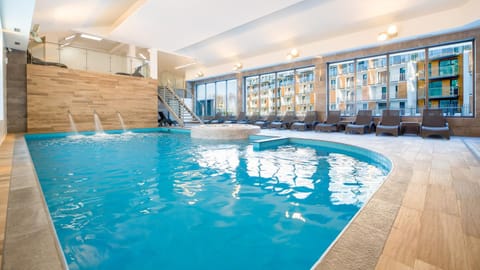 Hot Tub, Swimming pool, Swimming pool