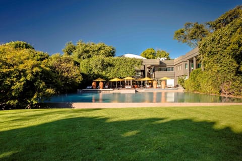 Property building, Swimming pool