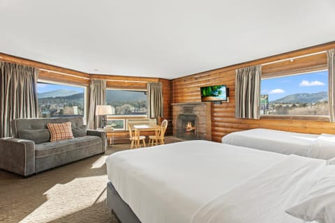 Bed, View (from property/room), Balcony/Terrace, Living room, Seating area