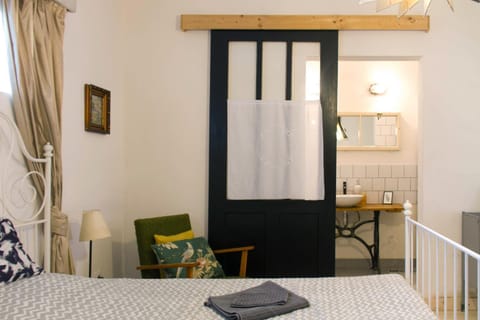 Bed, Bathroom, Bedroom