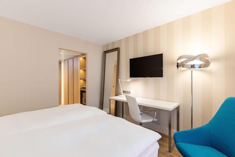 Photo of the whole room, Bedroom, On site