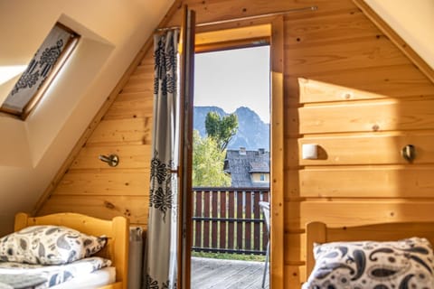 Day, View (from property/room), Balcony/Terrace, Photo of the whole room, Bedroom, Mountain view