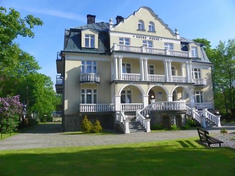 Property building, Garden view