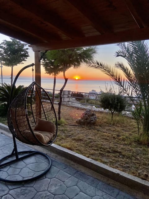 Patio, Natural landscape, Balcony/Terrace, Seating area, Sea view, Sunrise, sunbed