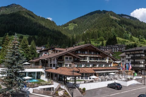 Property building, Bird's eye view