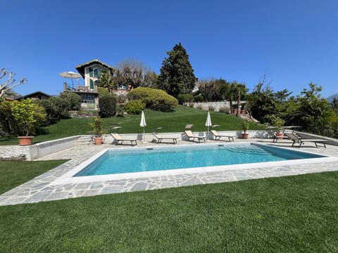 Charming villa Il Motto with pool Villa in Canton of Ticino