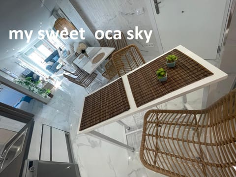 TV and multimedia, Living room, Photo of the whole room, Dining area, oven, kitchen, air conditioner
