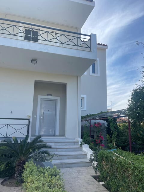 Thiseos Georgia's Private Paradise Villa in Euboea