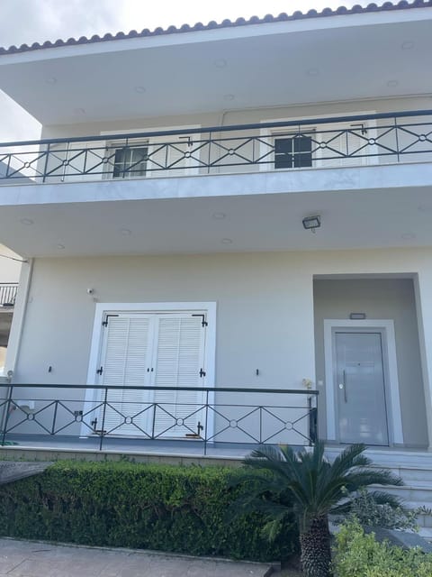 Thiseos Georgia's Private Paradise Villa in Euboea