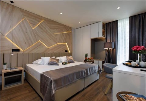 Bed, Photo of the whole room
