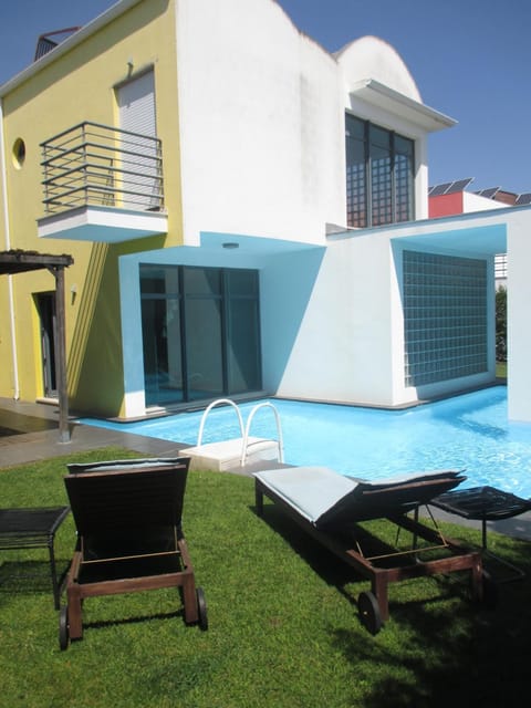 Garden, Swimming pool, Swimming pool