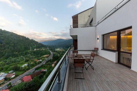 Patio, Natural landscape, Balcony/Terrace, Balcony/Terrace, Mountain view