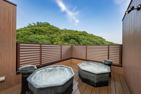 Open Air Bath
