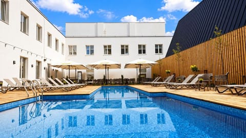Pool view