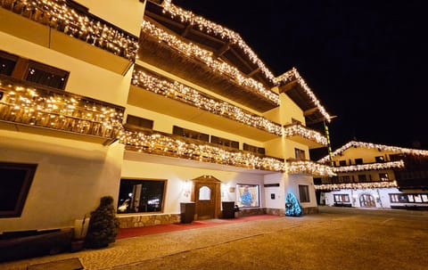 Property building, Night