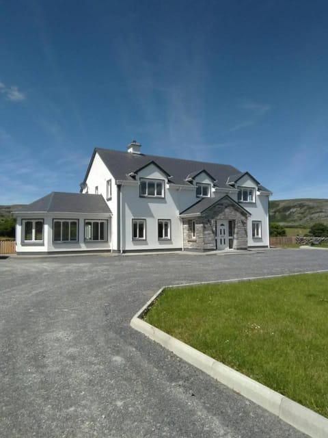 Burren Rock Farmhouse B&B Bed and Breakfast in County Clare