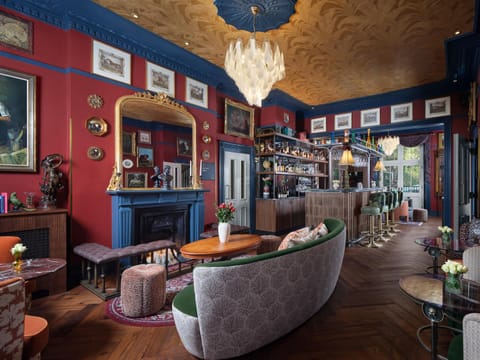 Lounge or bar