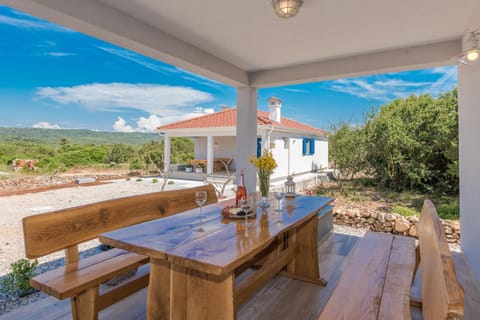 Sakarun - Ena House in Zadar County