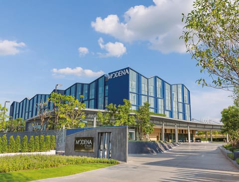 Property building, Facade/entrance