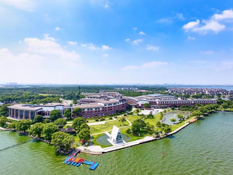 Property building, Bird's eye view, Lake view, Lake view