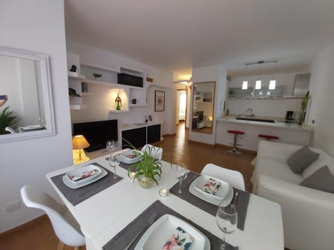 Kitchen or kitchenette, Living room, Dining area