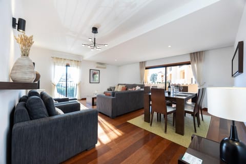 Living room, Dinner