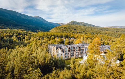 Property building, Autumn, Mountain view