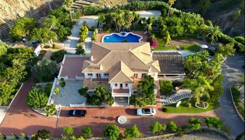 Property building, Pool view, Swimming pool