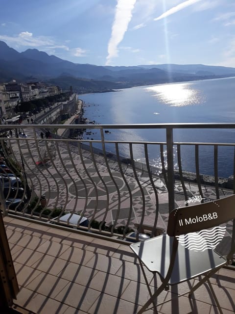 Nearby landmark, Balcony/Terrace, Sea view