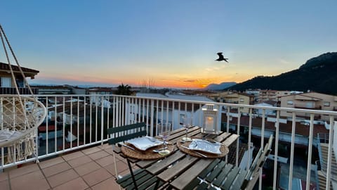 Spring, View (from property/room), Balcony/Terrace, Mountain view, Sunset