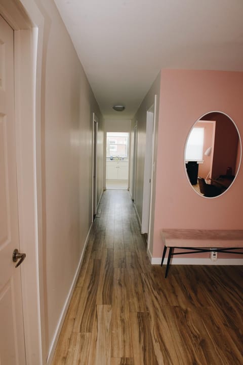 JstLikeHome - Old Town Apartment hotel in Gatineau