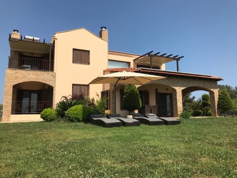 M Varkes Villa Villa in Halkidiki