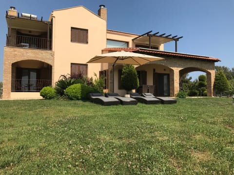 M Varkes Villa Villa in Halkidiki