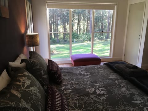 Bedroom, Garden view