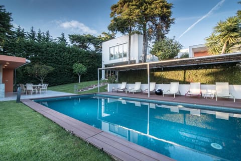 On site, Swimming pool