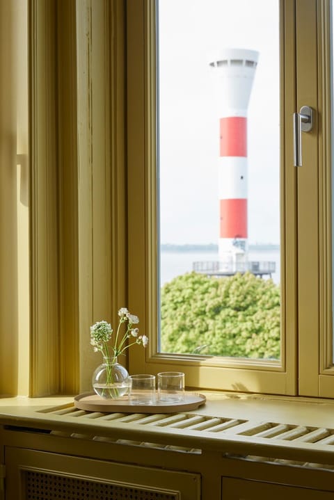 Landmark view, River view