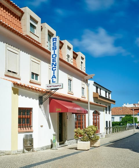 Facade/entrance, Off site