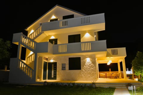 Villa Jovanovic Bed and Breakfast in Kotor Municipality