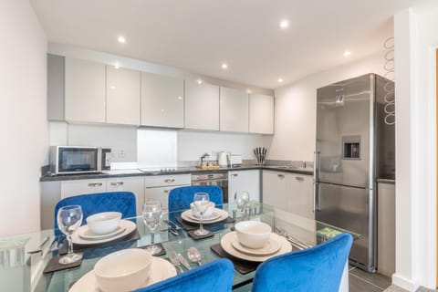 Kitchen or kitchenette, Dining area, dishwasher, oven, stove, toaster