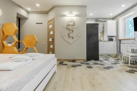 Bed, Kitchen or kitchenette, Photo of the whole room, Bedroom