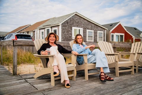 Natural landscape, Seating area, Guests
