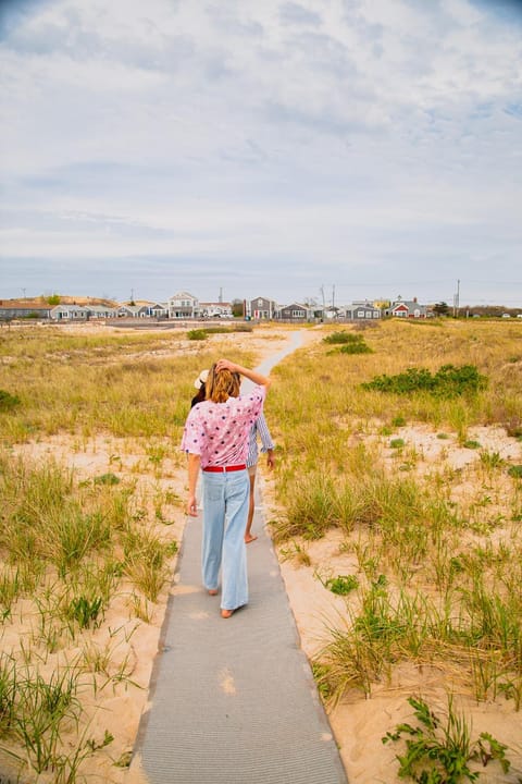 People, Natural landscape
