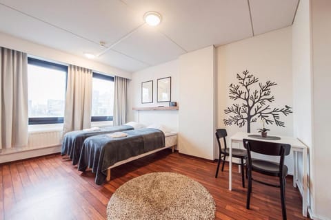 Bed, Dining area, Bedroom