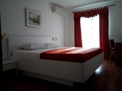 Pansion Marco Polo Bed and Breakfast in Zadar County