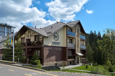 Property building, Neighbourhood, Street view