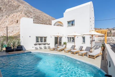 Patio, Day, Summer, Lounge or bar, On site, Swimming pool
