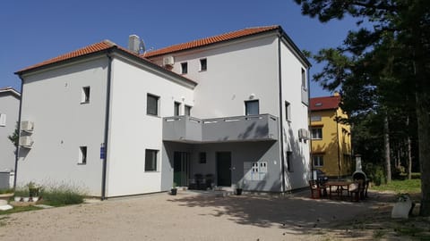 Apartments ARTEMIS Apartment in Lika-Senj County