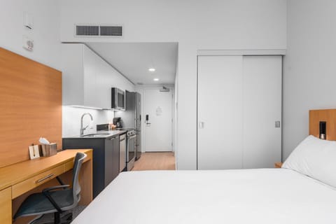 Kitchen or kitchenette, Photo of the whole room, Bedroom, hair dresser, wardrobe