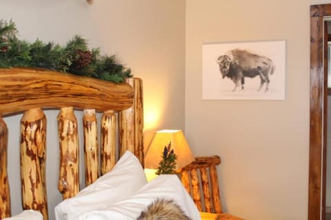 The Evergreen Motel in West Yellowstone