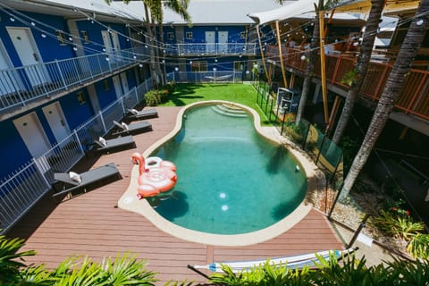 Swimming pool, Swimming pool